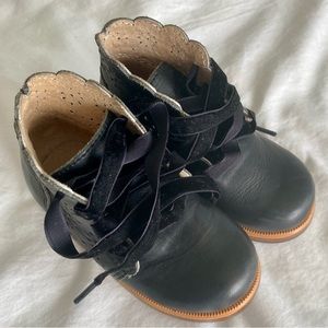 Size 22 Toddler Black Humble Soles Boots